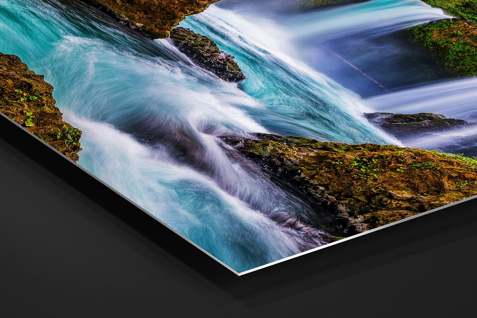 Chromaluxe® Metal Prints | Gallery Float Ready to Hang