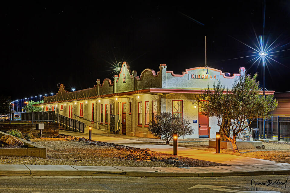 Waitin' on Santa Fe