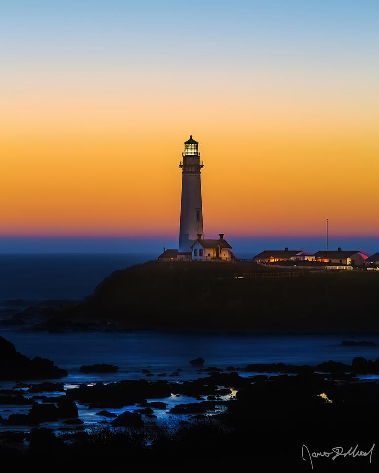 Dusk sets in over Pigeon Point Lighthouse as Civil Twilight comes to an end and Nautical Twilight begins.