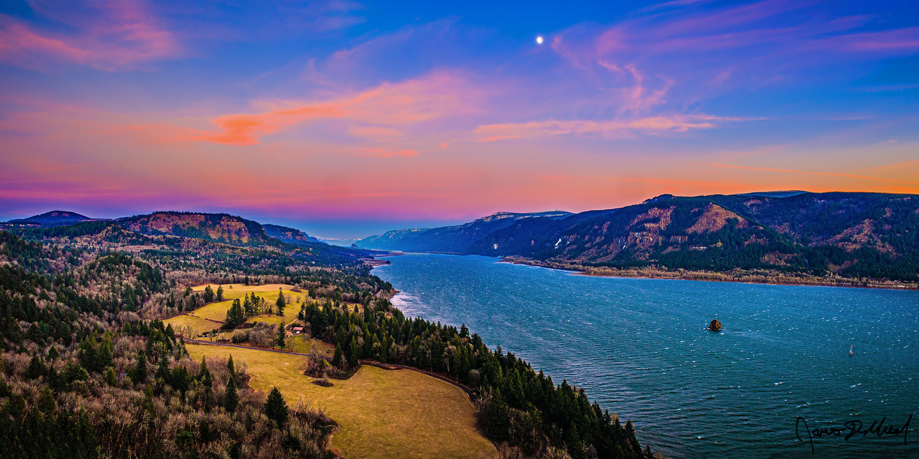 Serenity's Window - Sunset Moonrise over the Columbia River, Columbia River Gorge, Washington Moonrise over the Columbia River at Sunset , Cape Horn, Columbia River Gorge National Scenic Area, Washington Pastel...
